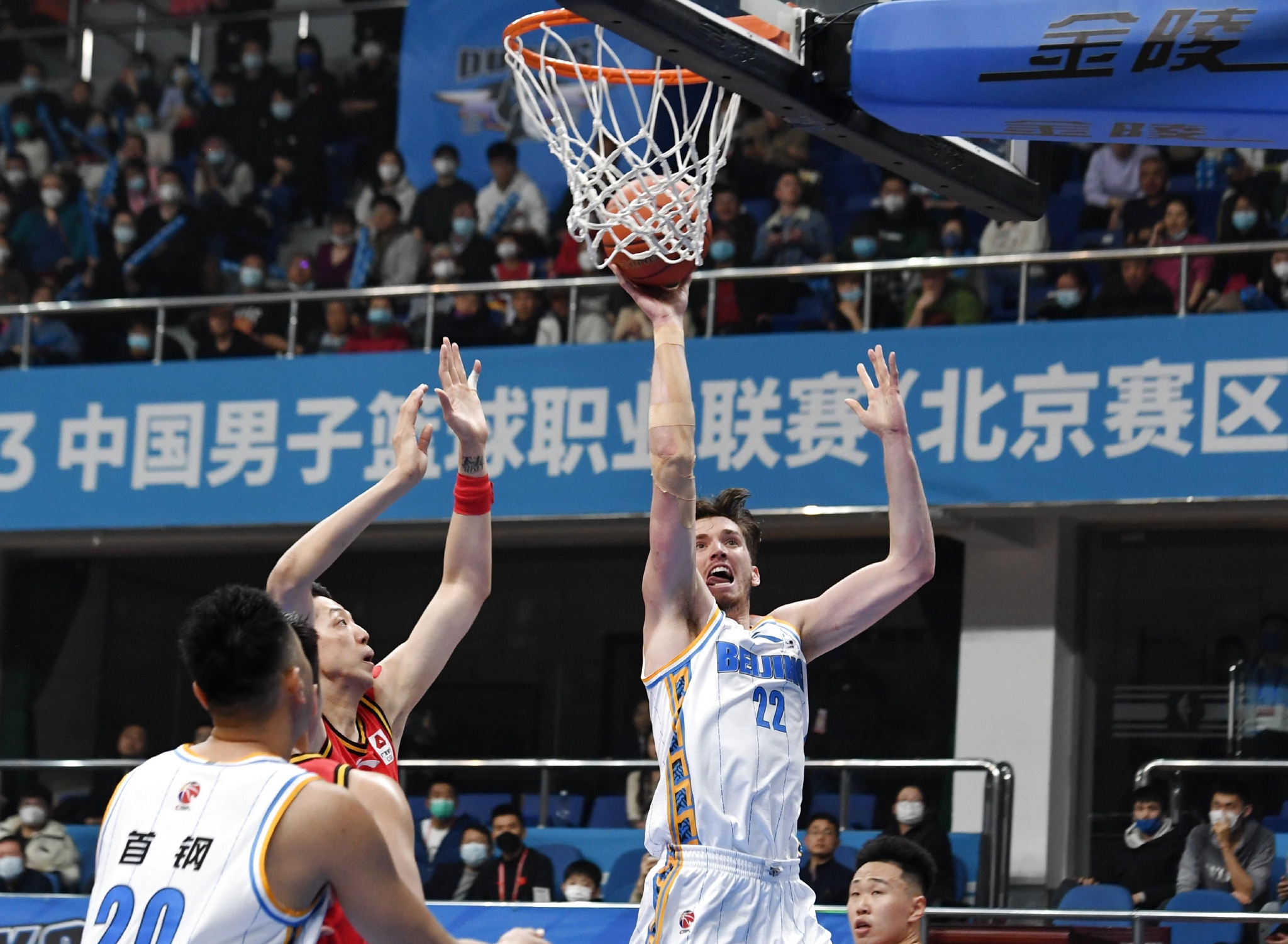 窗口期体能课后，纽约尼克斯篮板制胜备战社区盾，赛场秩序良好，高层口径保持一致的简单介绍